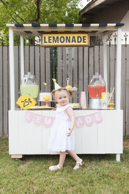 Easy and Portable Lemonade Stand for Kids