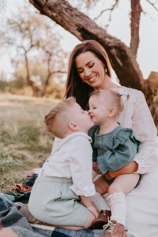 Mother and children photoshoot