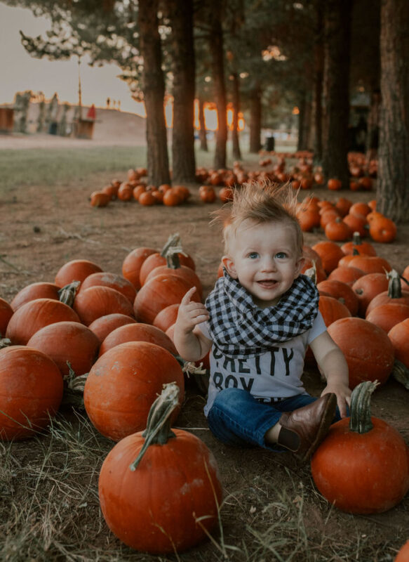 Family Outfits For The Pumpkin Patch - Whitney Irene