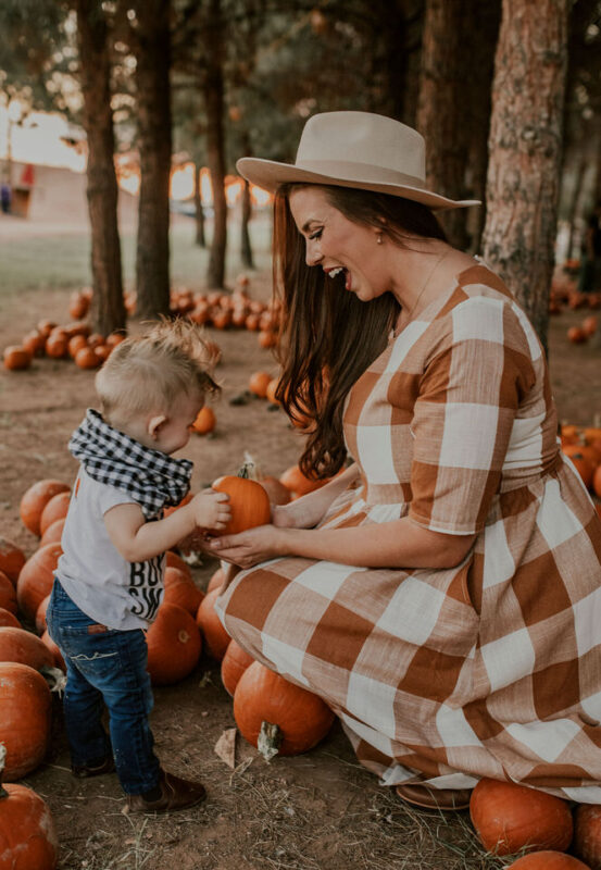 ideas for family pictures outfits